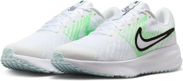 Nike Men's Run Defy Road-Running Shoes